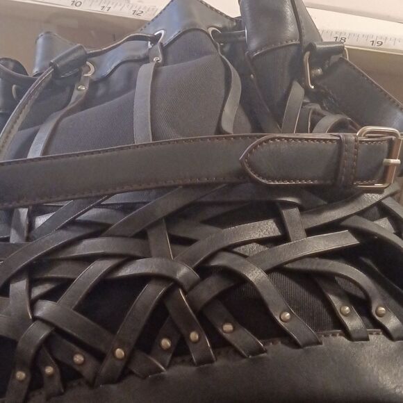 Etienne Aigner Black Vegan Leather Basket Weave Drawstring Hobo Bag - Picture 7 of 9